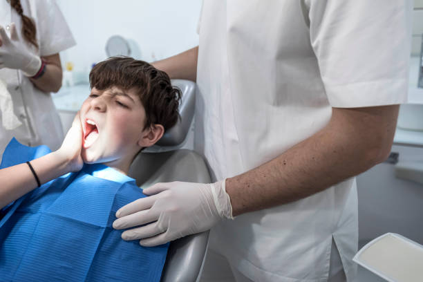 Best Emergency Dentist for Knocked-Out Tooth in Vaiden, MS